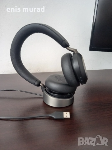 Jabra Evolve2 75 – безжични професионални слушалки + Desk Stand + Link 380, снимка 7 - Слушалки за компютър - 51947339