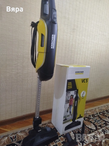 Вертикална прахосмукачка Керхер V3 с кабел , снимка 7 - Прахосмукачки - 53681694