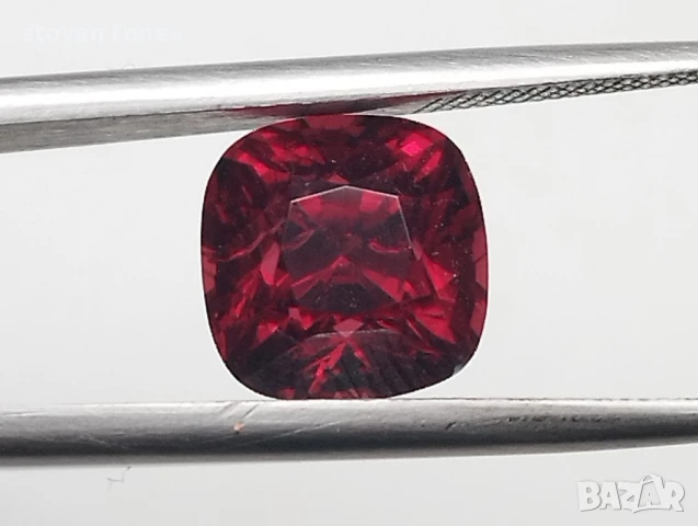 Първокласен чеврен шпинел от Мианмар 2.96кт! Сертифициран!, снимка 3 - Пръстени - 44639847