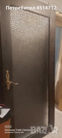 Холна врата ,масивно дърво с калено, релефно стъкло