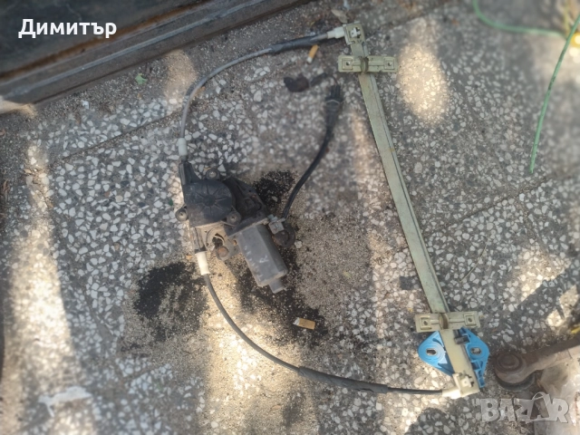 Стъкло Повдигач Преден Десен За Сеат Толедо 1995г / Seat Toledo 1995y, снимка 2 - Части - 51648610