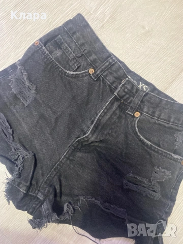 Къси дънкови панталонки, снимка 2 - Къси панталони и бермуди - 53088432