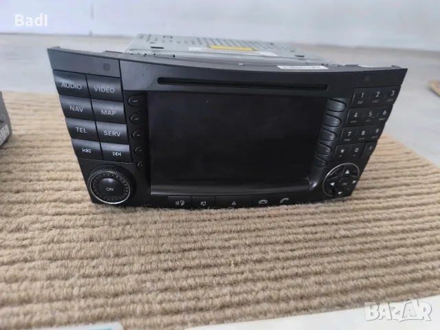 Оригигинална мултимедия Mercedes W211, снимка 2 - Части - 56365369