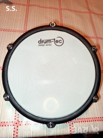 Пад за електронни барабани Alesis