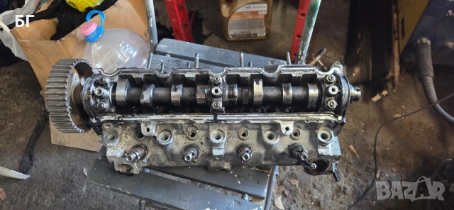 Главата за Пежо 206/ 1.9д.1999г. е Шлайфана нов разпределителен вал повдигачи нови !