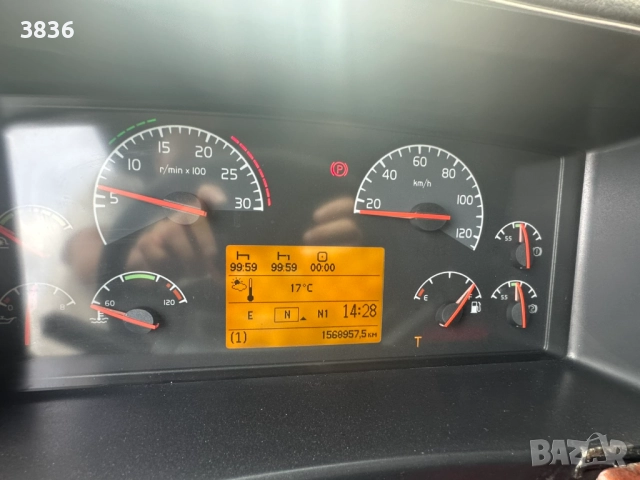 ВолВо, снимка 10 - Камиони - 52104948