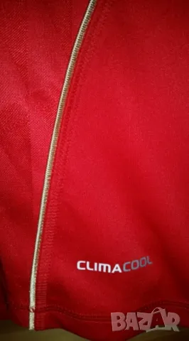 Оригинална тениска Liverppol 2010 , снимка 4 - Футбол - 47570556