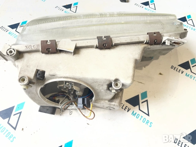 Фар ляв от Ford Galaxy 1997г., Bosh 301048711, Форд Галакси, снимка 3 - Части - 51834875