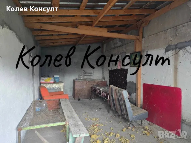 Продавам двуетажна къща в село Бряст , снимка 5 - Къщи - 49534018