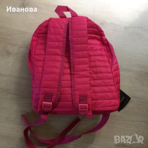 Чисто нова,мека,розова раница.