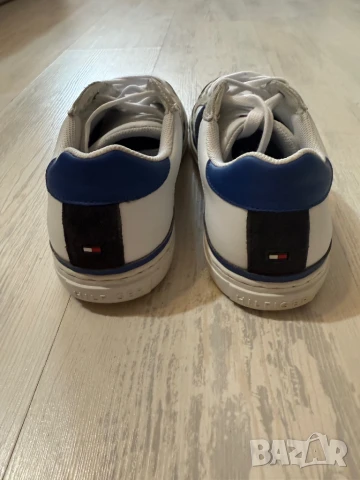 Tommy Hilfiger оригинални спортни кецове от естествена кожа, снимка 4 - Кецове - 51037443