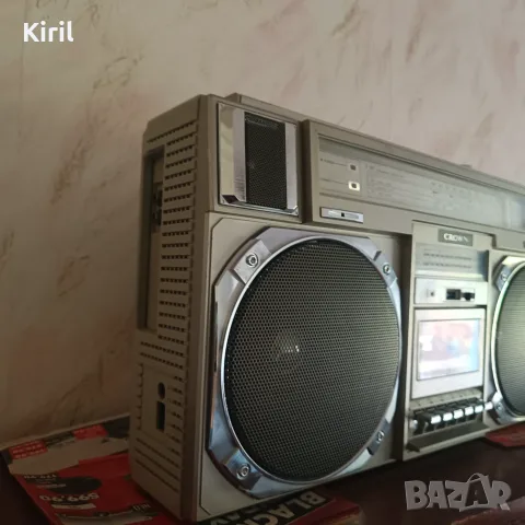 Радиокасетофон Crown CSC-950L, снимка 2 - Радиокасетофони, транзистори - 55769564