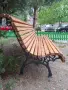 Дървена пейка с чугунени крака, снимка 4