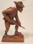 статуетка ловец  22/3, снимка 1