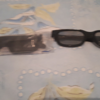 очила 3 Д - за кино, снимка 3 - Стойки, 3D очила, аксесоари - 36173597