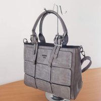 Луксозна чанта Guess/сива код SG55G, снимка 2 - Чанти - 32111938