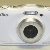 Подводен апарат Nikon S33, снимка 1 - Фотоапарати - 41547637