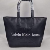 Дамски чанти Calvin Klein , снимка 1 - Чанти - 42495065