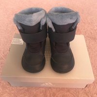 Adidas winterplay, снимка 2 - Детски боти и ботуши - 42266047