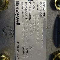 Трансмитер на налягане Honeywell STG 170G-A10-6056, снимка 3 - Резервни части за машини - 34162315