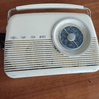 продавам уникален радио апарат BUSH, снимка 6 - Радиокасетофони, транзистори - 44839086