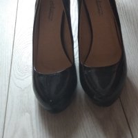 Дамски лачени обувки, снимка 2 - Дамски елегантни обувки - 41432147
