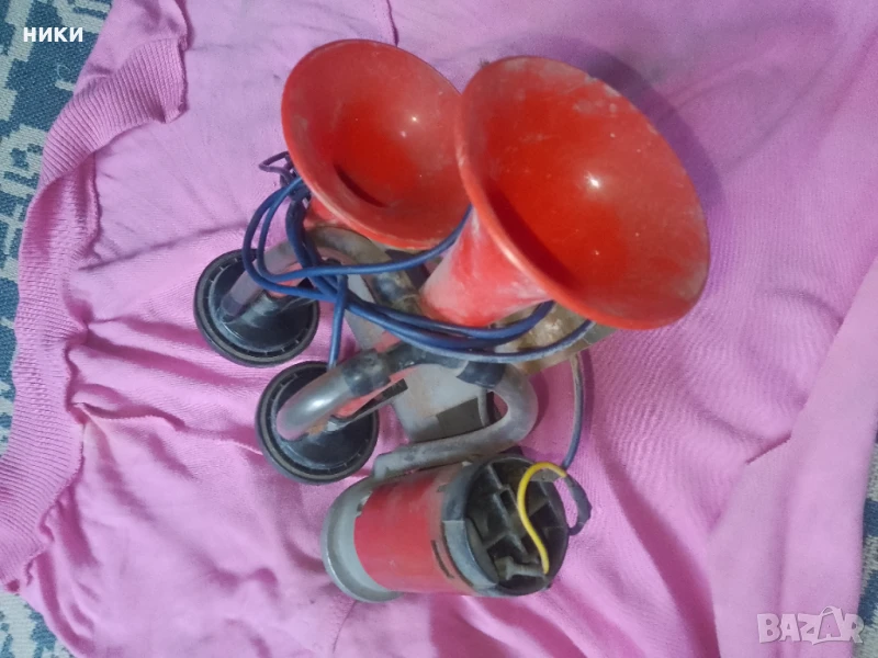 Тромба клаксон сирена въздушна двойна с компресор 12V за кола камион бус и др., снимка 1
