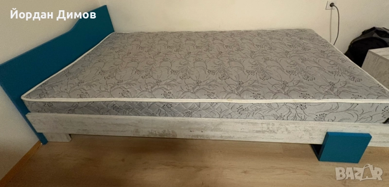 Продавам единично легло с матрак, снимка 1