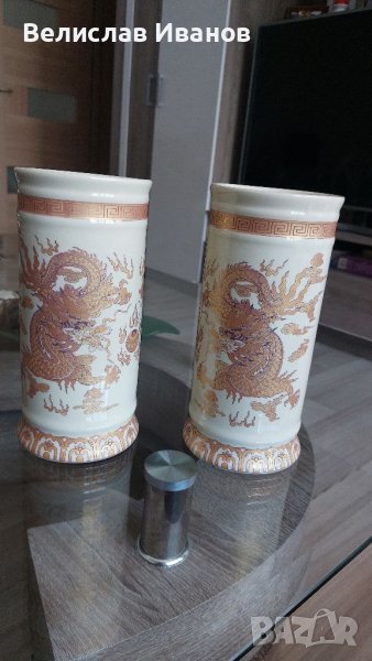 Комплект виетнамски порцеланови вази, снимка 1