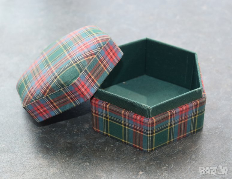 Кутийка за бижута, снимка 1