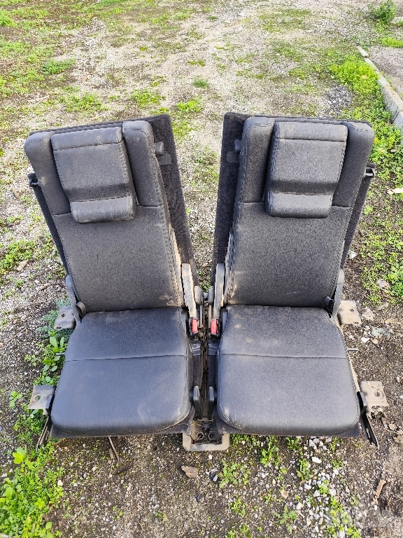 Трети ред седалки-Discovery 3-2008г, снимка 1