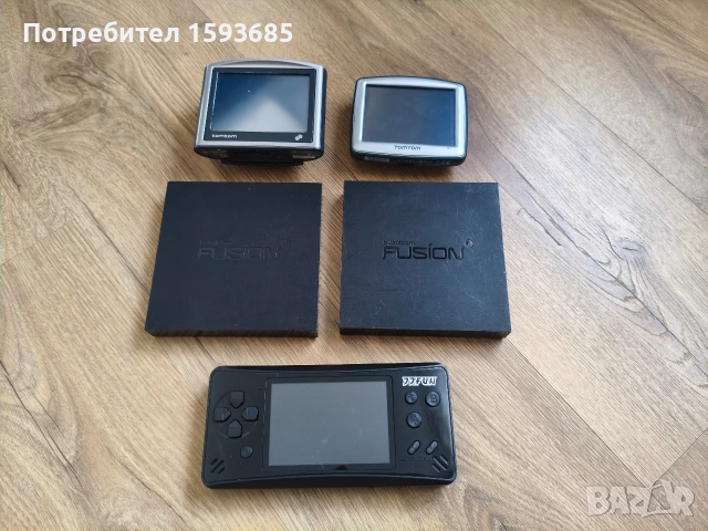 Лот от електронни джаджи 