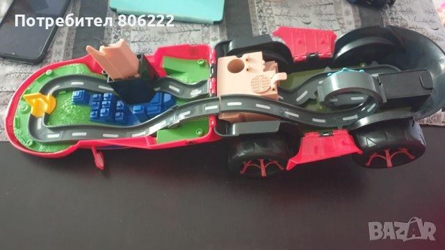 Трансформираща кола писта Спайдермен, снимка 3 - Коли, камиони, мотори, писти - 42467725