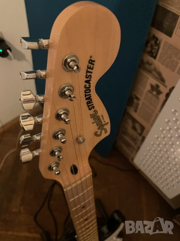 Електрическа китара Fender Squier Stratocaster Affinity Limited Maple, снимка 3 - Китари - 53613194