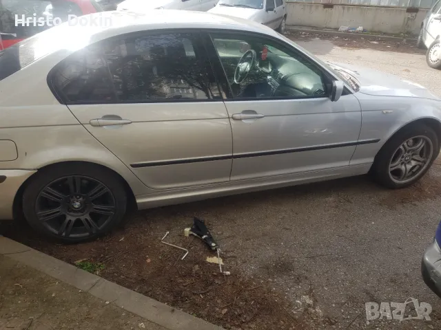 Продавам BMW 330Xi, снимка 10 - Автомобили и джипове - 47573446