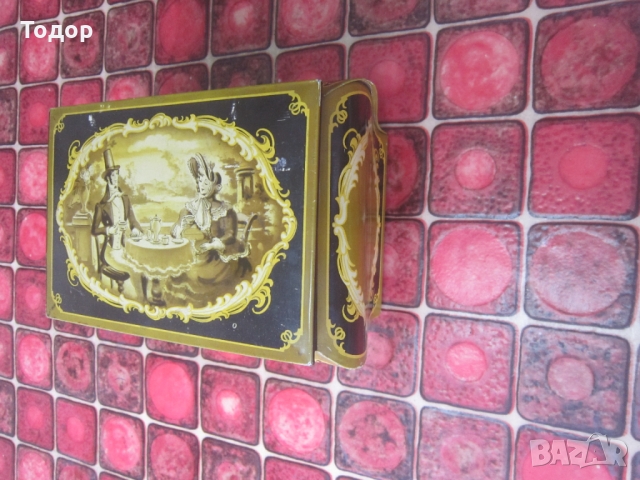 Невероятна ламаринена кутия за бижута , снимка 4 - Колекции - 36080084