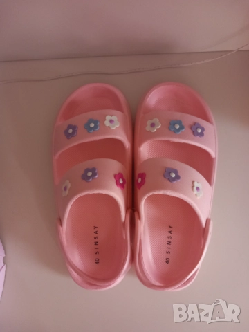 Сладки дамски джапанки, снимка 3 - Маратонки - 52772803