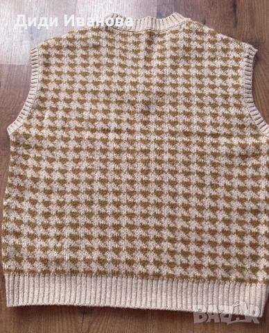 Дамско пуловерче , снимка 2 - Блузи с дълъг ръкав и пуловери - 51189305