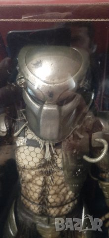 Екшън фигура NECA Movies: Predator - Predator (Jungle Hunter), 48 cm, снимка 3 - Колекции - 44383411