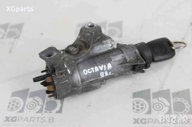 Контактен ключ и патрон за Skoda Octavia (1996-2000)