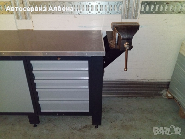 Метална работна маса за автосервиз - Инструментален шкаф, снимка 2 - Други инструменти - 44279604