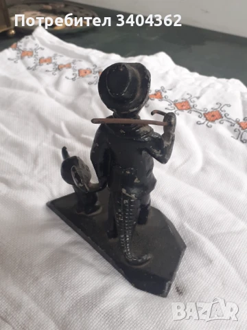 Метална руска статуетка, фигура - крокодила Гена и Чебурашка, снимка 3 - Антикварни и старинни предмети - 50852056