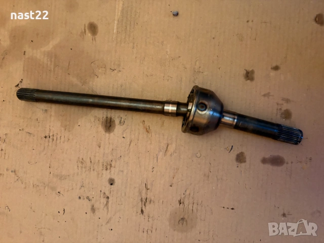 Полуоска предна-дълга Сузуки Самурай 1.3 тесни мостове, снимка 3 - Части - 53835736