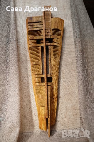 Стенна пластика Маска 