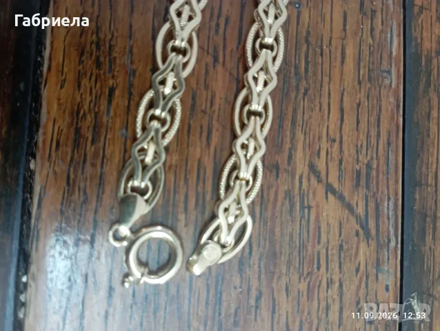 дамско златно колие, снимка 3 - Колиета, медальони, синджири - 56040031