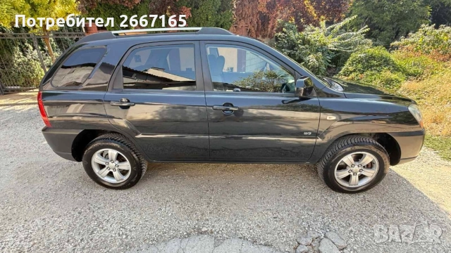 Kia Sportage 2.0, снимка 4 - Автомобили и джипове - 52245044