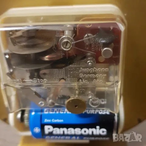 Настолен бронзов часовник  junghans ATO- MAT, снимка 4 - Антикварни и старинни предмети - 48410149