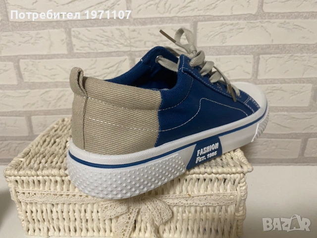 Мъжки ежедневни маратонки 42 номер, снимка 2 - Маратонки - 53091079