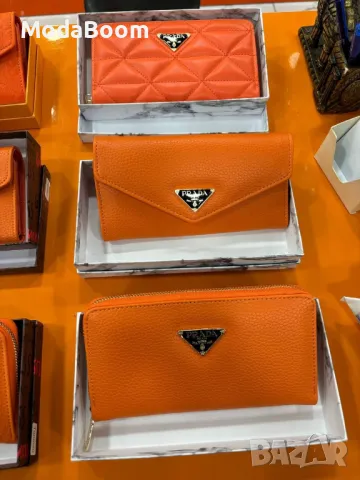 🍊Маркови дамски оранжеви портмонета Различни Марки🍊, снимка 5 - Портфейли, портмонета - 48464688