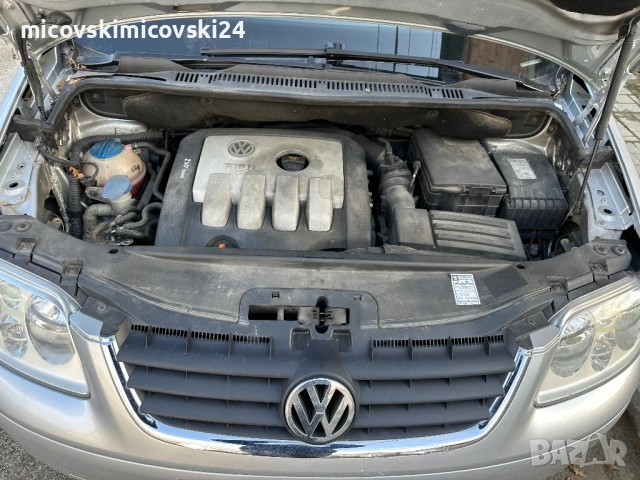 Vw Touran 2.0 tdi, снимка 12 - Автомобили и джипове - 53033299